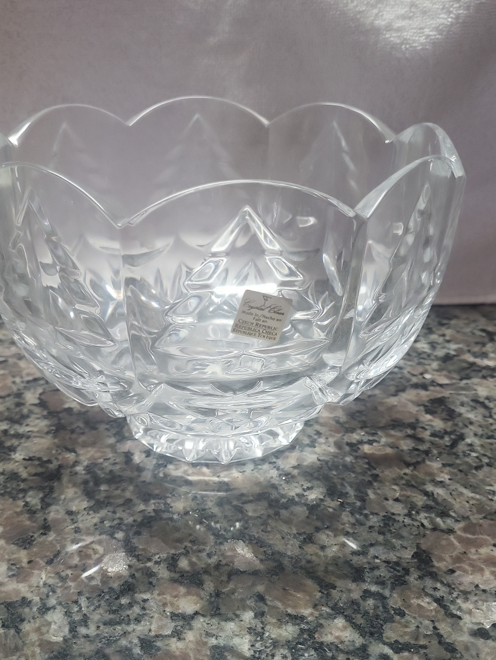 Crystal clear 24% lead crystal noel 7.25" bowl with Christmas Trees etching NWT